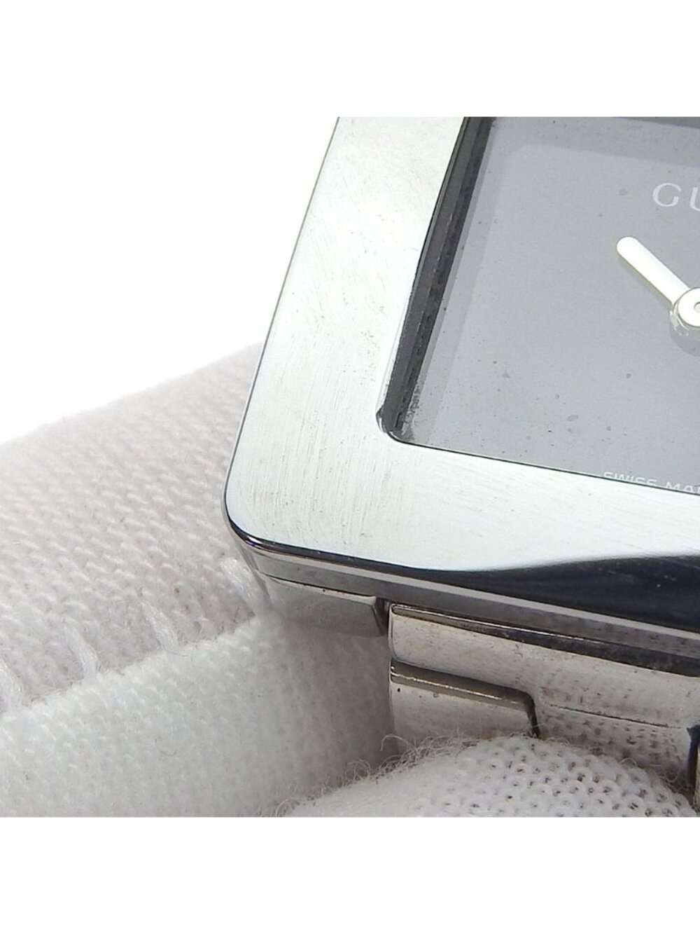 Gucci Stainless Steel Quartz Analog Display Black Dial Watch - Picture 8 of 8